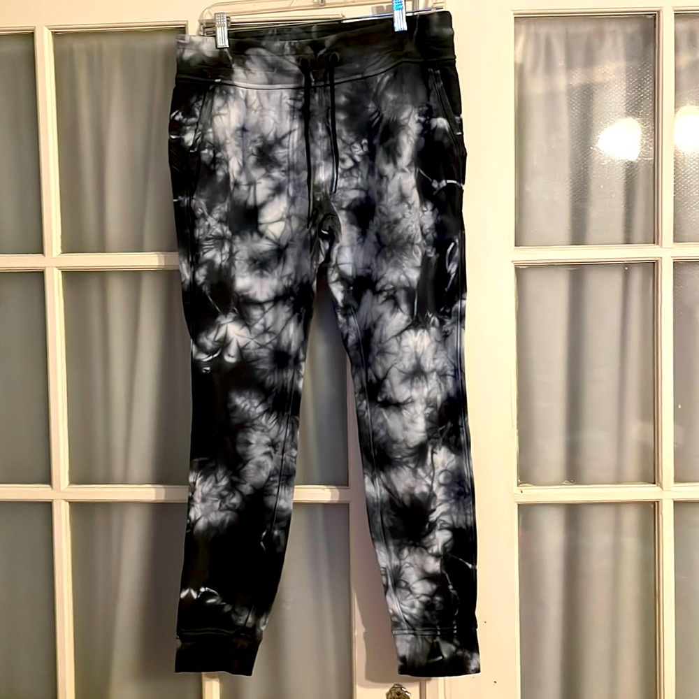 Lululemon joggers. Gray space-dye. Size 10.